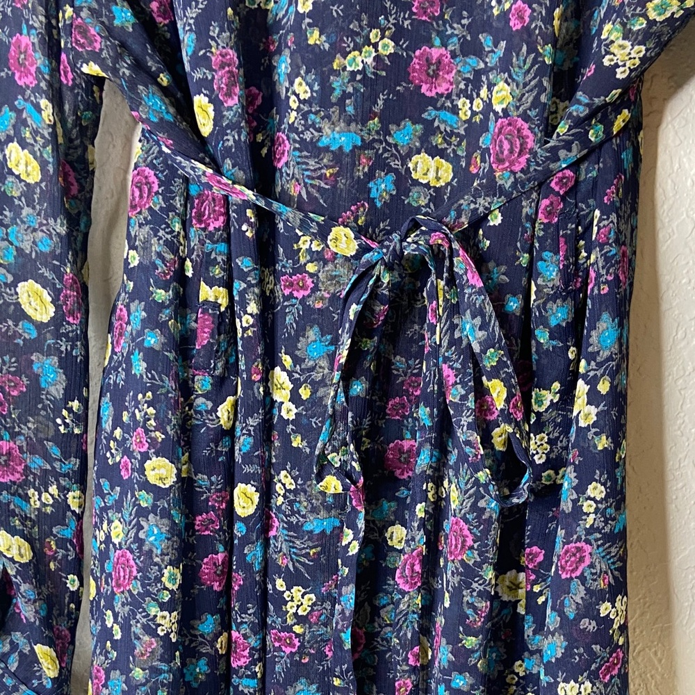 Weavers Navy Floral Tunic Top - Picture 6 of 7
